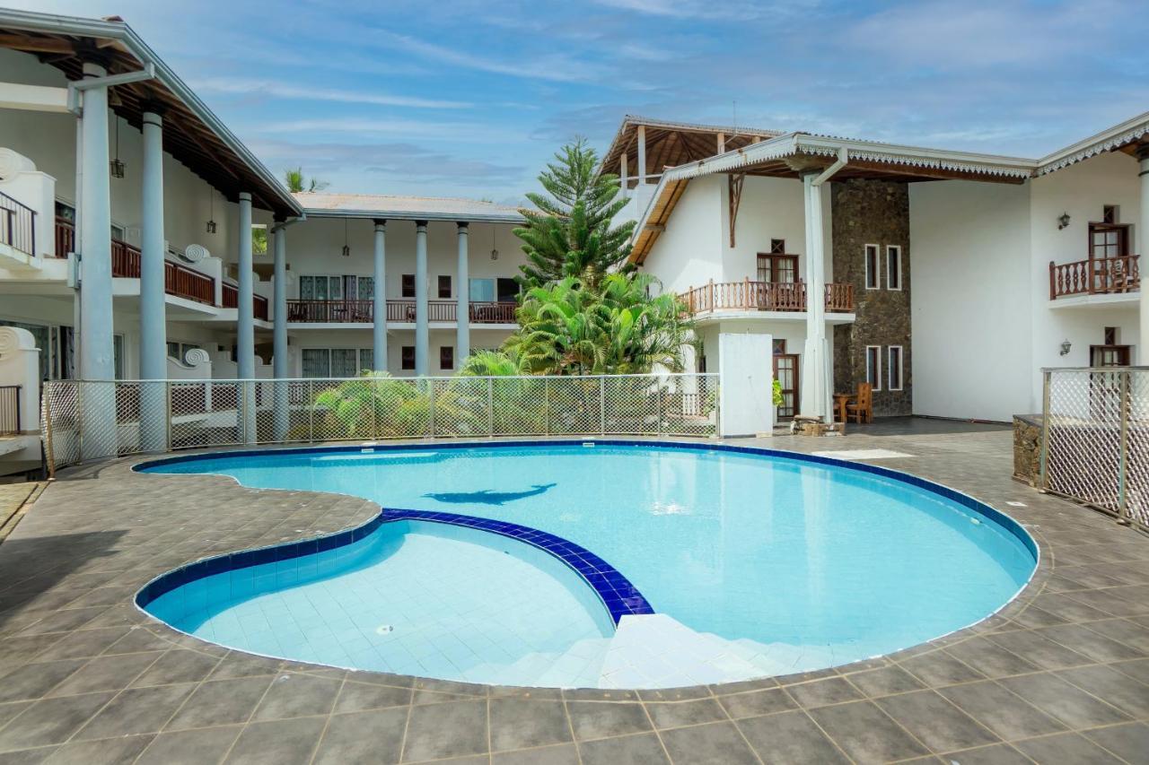 Hotel Neptune Bay Unawatuna Beach Extérieur photo