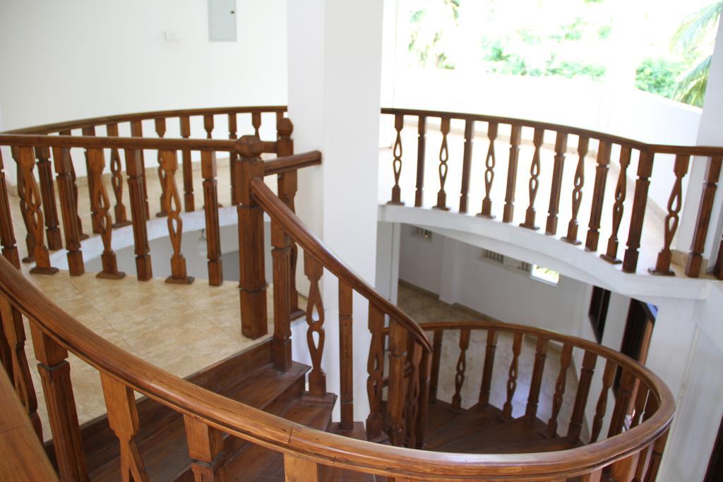Hotel Neptune Bay Unawatuna Beach Extérieur photo
