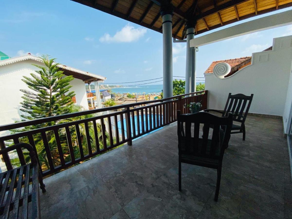 Hotel Neptune Bay Unawatuna Beach Extérieur photo